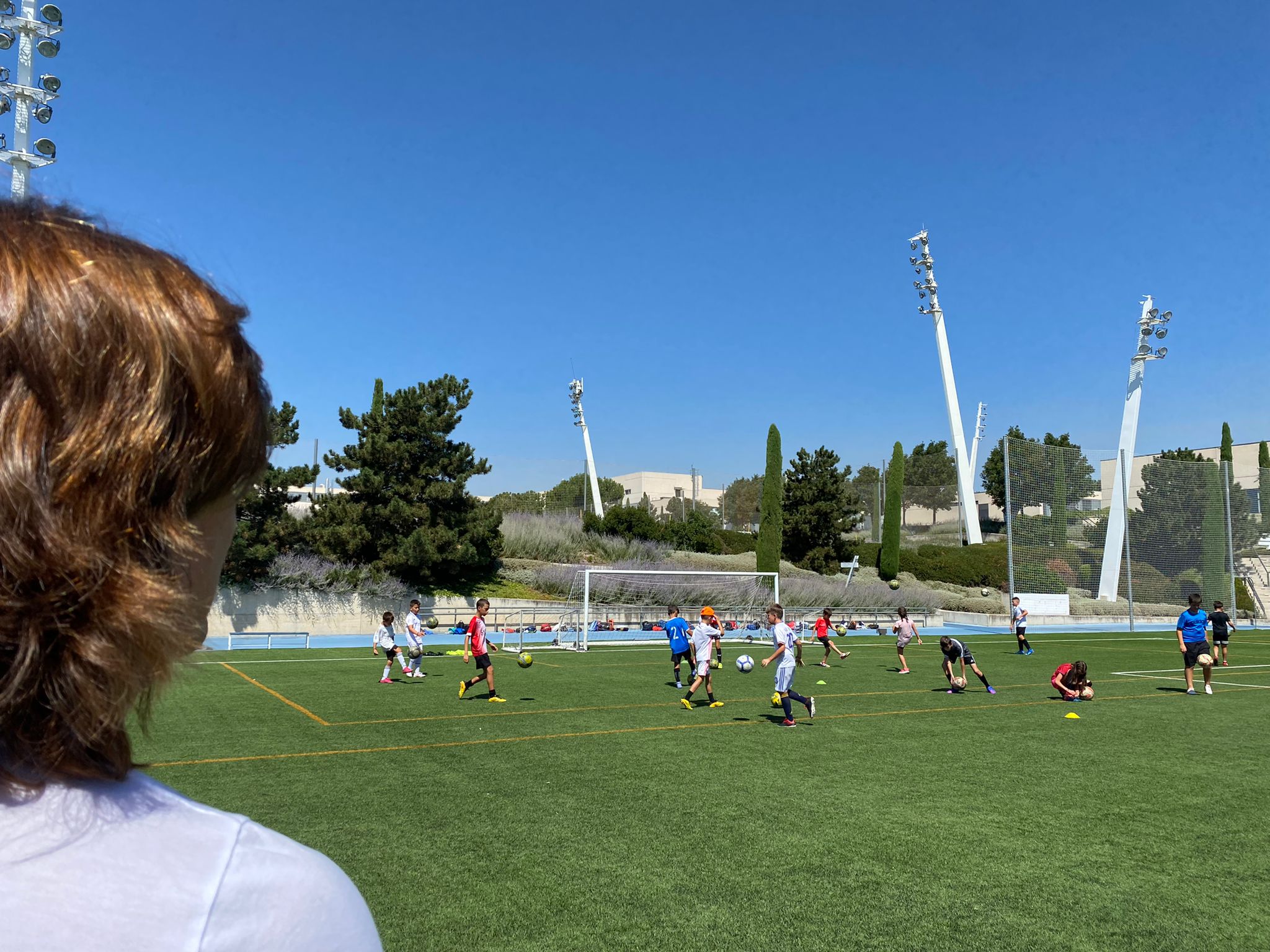 Visita a las instalaciones de entrenamiento del Real Madrid en Vadebebas