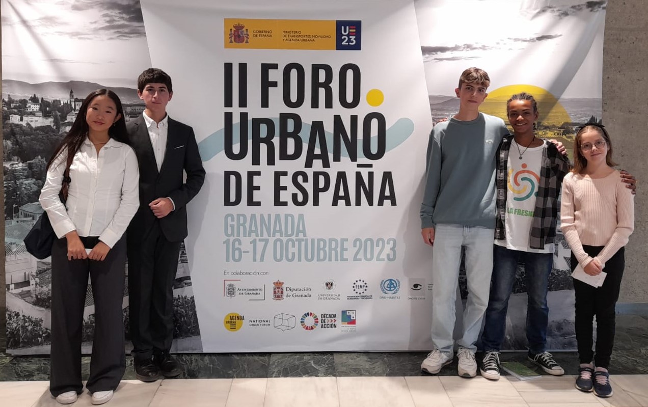 Ana Lobato y sus compañeros en Foro Urbano- Granada
