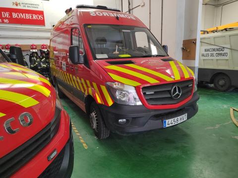 Furgoneta de Servicios Varios Baltanás