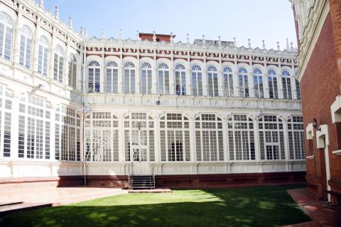 Diputación vidrieras-escaleras 