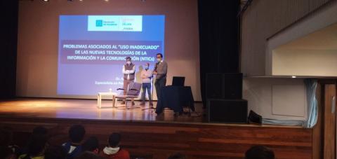 Taller de adicciones sin sustancia en el Centro Don Bosco2