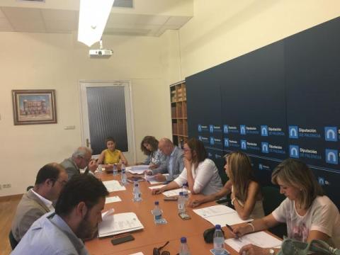 Ángeles Armisén ha informado en Junta de Gobierno del proyecto elaborado por el equipo de Gobierno.