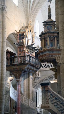 Interior iglesia San Hipólito de Támara de Campos bj.jpg