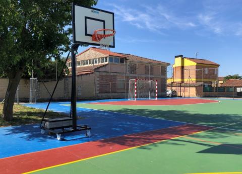 Pista baloncesto en Husillos