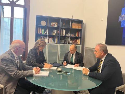 Firma compraventa acción SOMACYL.jpg