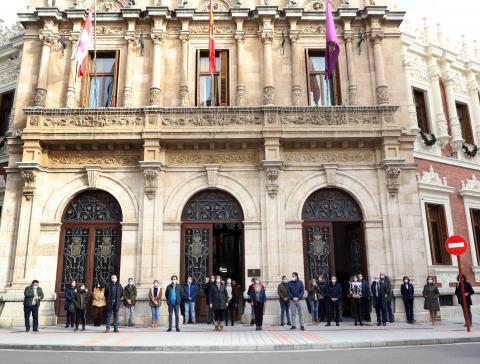 Minuto de silencio en el Día Internacional de la Eliminación de la Violencia contra la Mujer