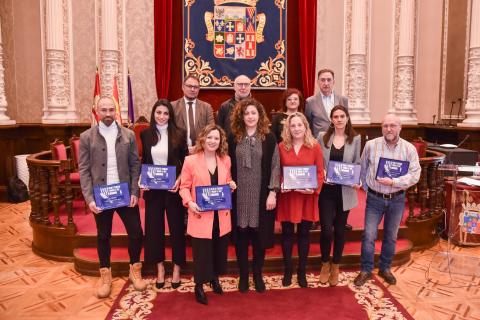 foto familia premiados Mariano del Mazo