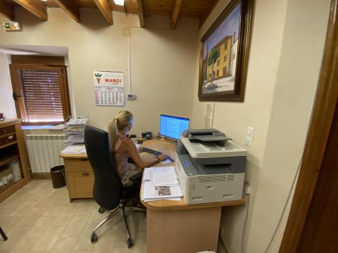 Equipamiento infórmatico_Piña de Campos.jpg