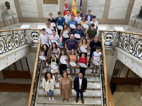 deportistas becados 2023