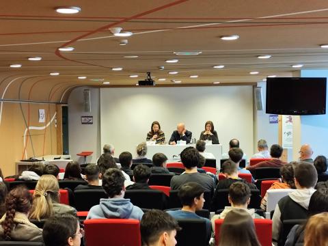 Clausura Aula Caja Burgos