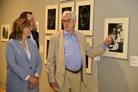 Un momento de la inauguración de la exposición.