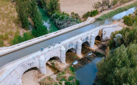 Canal de Castilla.jpg