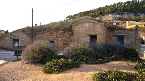 Bodegas Dueñas. Asoc. Barrio de Bodegas y Casas Cueva