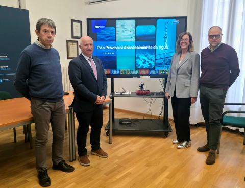 Un momento de la presentación.jpg