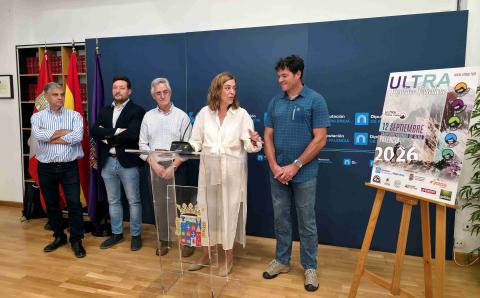 Un momento de la presentación del Ultra Montaña Palentina.jpg