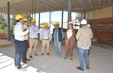 Un momento de la visita a las obras.