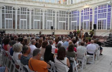 Concierto en el patio de Palacio.