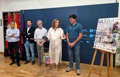 Un momento de la presentación del Ultra Montaña Palentina.jpg
